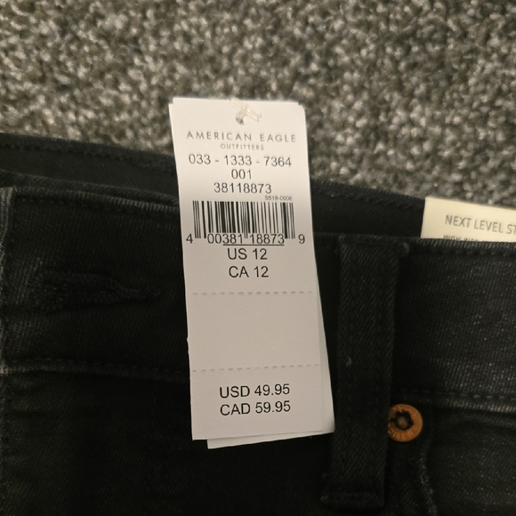 American Eagle Outfitters Black Distressed Jean Shorts - Picture 4 of 4